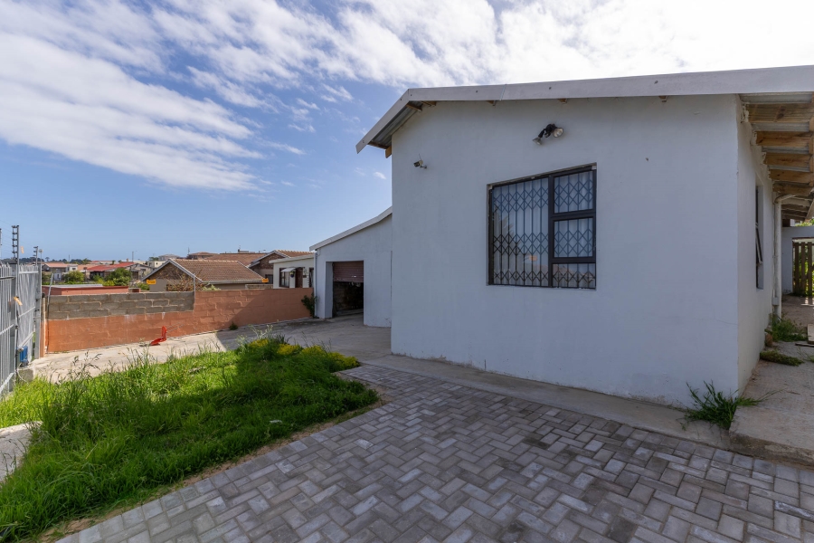 6 Bedroom Property for Sale in Andersonville Western Cape